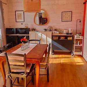 Chambres D'Hotes Et Gite D'Etape Avel Glaz Bed & Breakfast